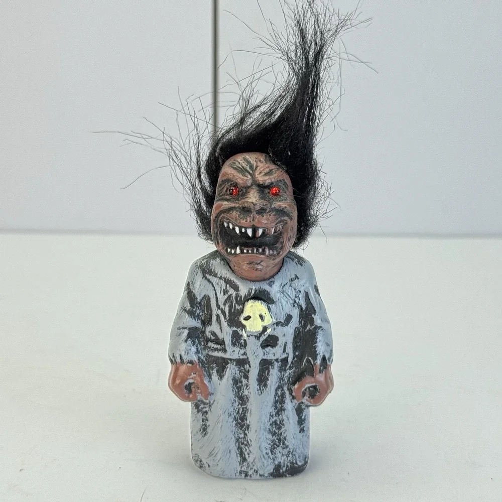 Vintage Halloween Pocket Screamer Demon Toy Light Sound Red Eyes WORKS See VIDEO